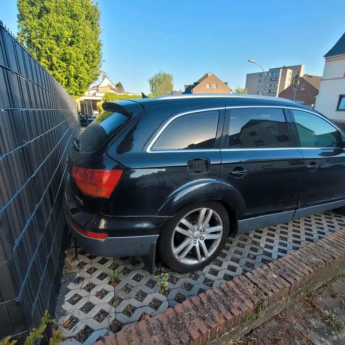 Begagnad Audi Q7 2006 Svart SUV