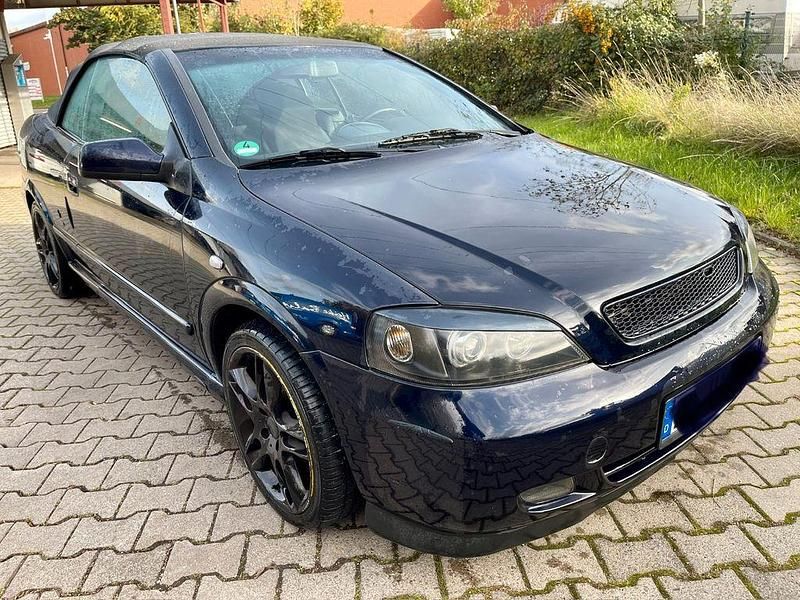 Używany Opel Astra Cabriolet 103 KM (75 kW) 2003 Niebieski Kabriolet