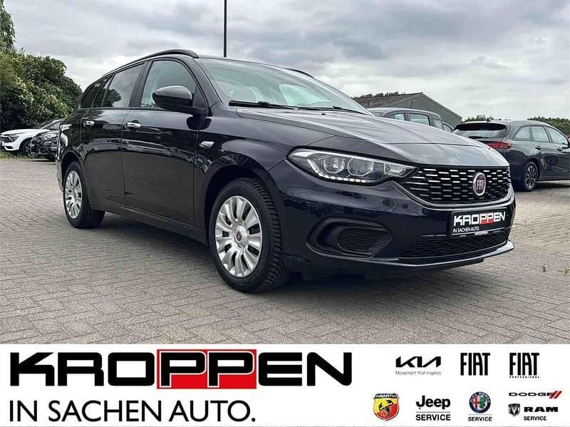 Cinema schwarz metallic Gebraucht 2019 Fiat Tipo Easy Kombi | 12.990 € (Fairer Preis) - Bild 1/4