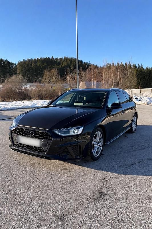 Gebraucht Audi A4 S-Line 150 PS (110 kW) 2021 Schwarz Kombi