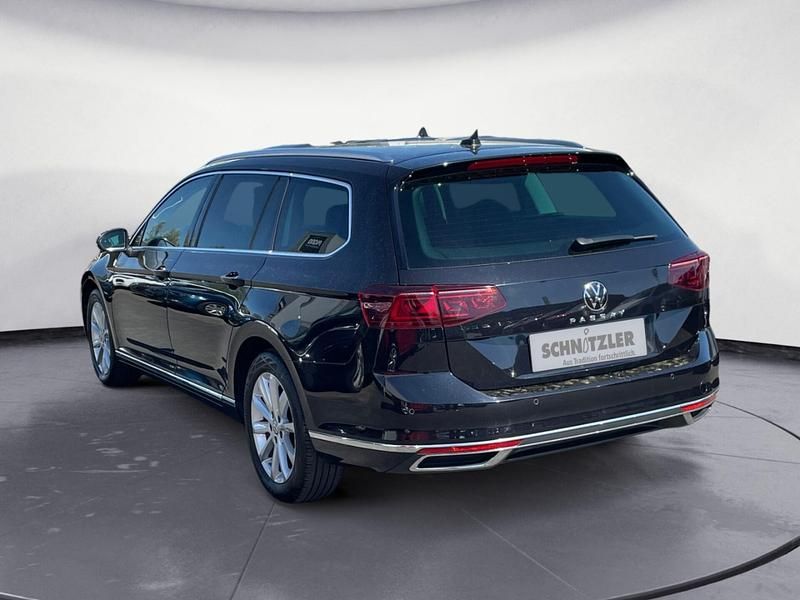 Usata VW Passat Elegance 150 CV (110 kW) 2021 Nero Station wagon