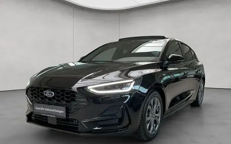 Używany Ford Focus ST-Line X 155 KM (114 kW) 2024 Sedan/Limuzyna