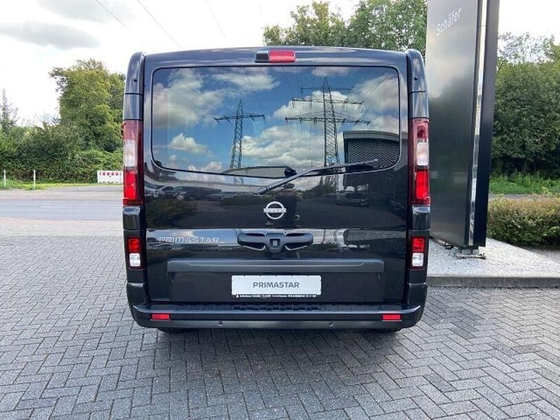 Neu Nissan Primastar Tekna 170 PS (125 kW) 2025 Schwarz Van / Kleinbus