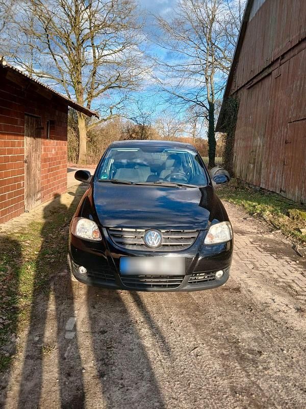 Gebraucht VW Fox Style 54 PS (39 kW) 2010 Schwarz Kleinwagen