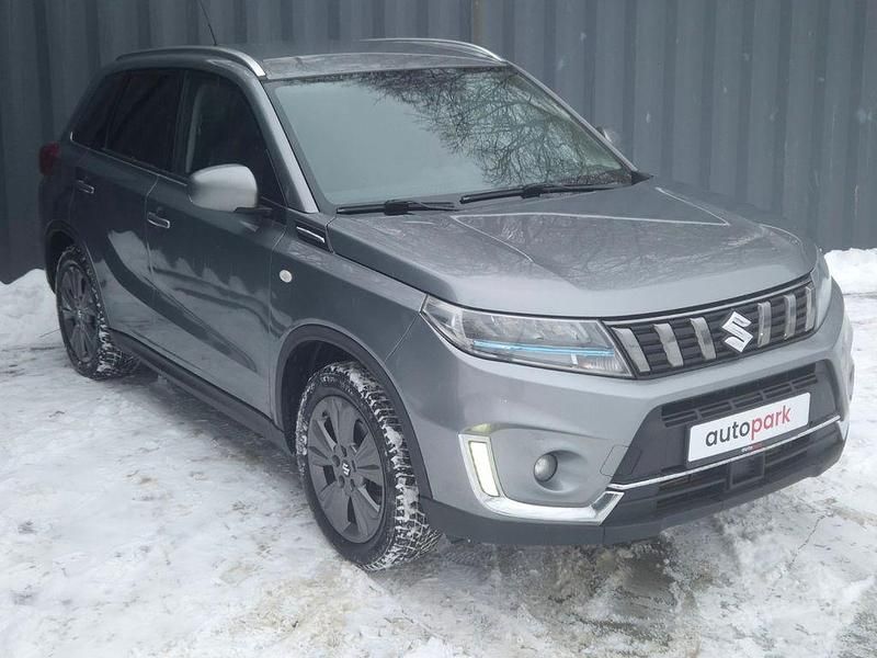 Gebraucht Suzuki Vitara 129 PS (94 kW) 2021 Grau SUV