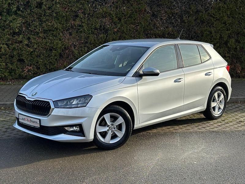 Gebraucht Skoda Fabia Selection 80 PS (58 kW) 2024 Silber Limousine