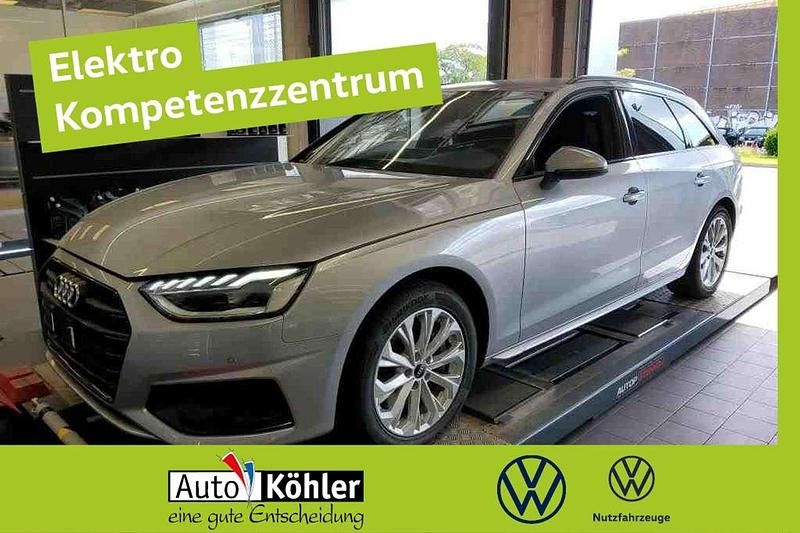 Florettsilber Gebraucht 2022 Audi A4 Ambiente Kombi | 33.750 € - Bild 1/3
