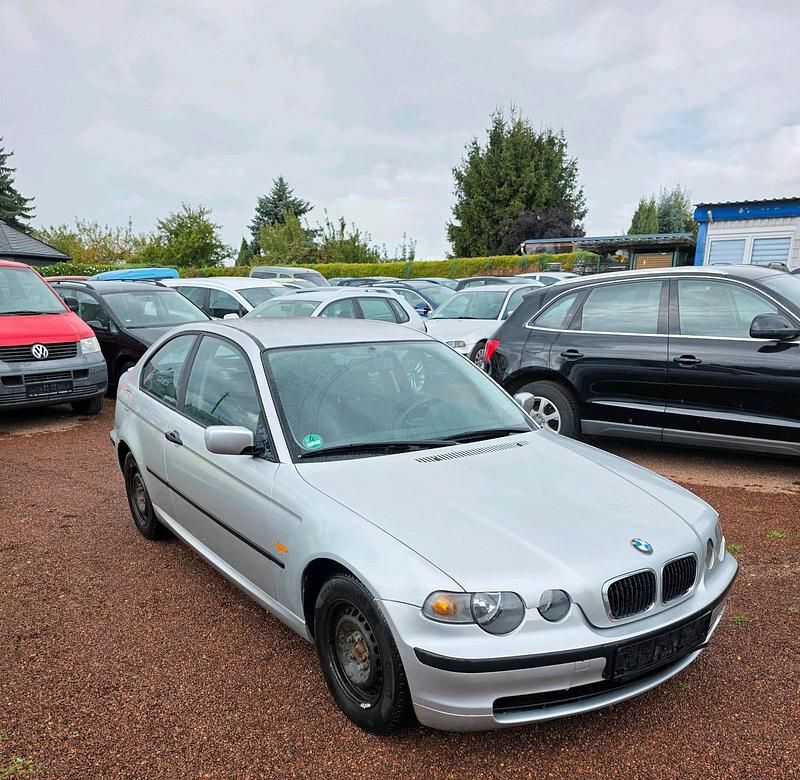 Grau Gebraucht 2003 BMW 316 Compact Kleinwagen | 2.299 € - Bild 1/4