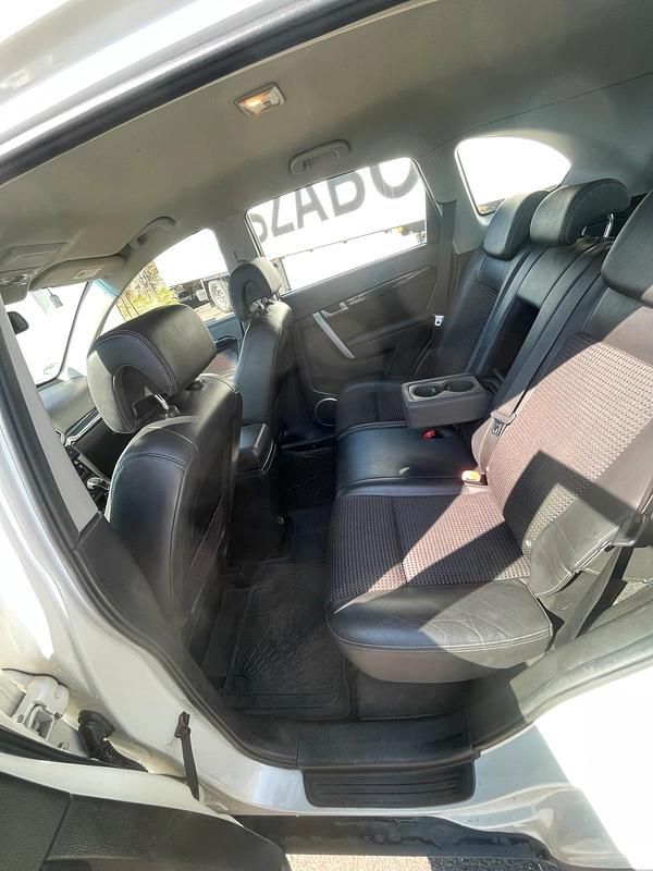 Gebraucht Chevrolet Captiva 163 PS (119 kW) 2011 Weiß SUV