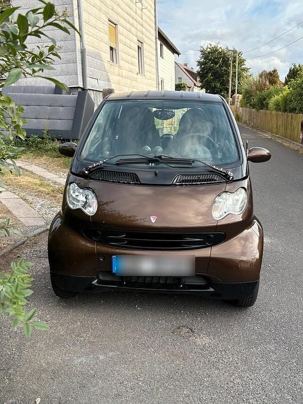 Braun Gebraucht 2004 Smart ForTwo Coupé Coupé | 1.650 € - Bild 1/4