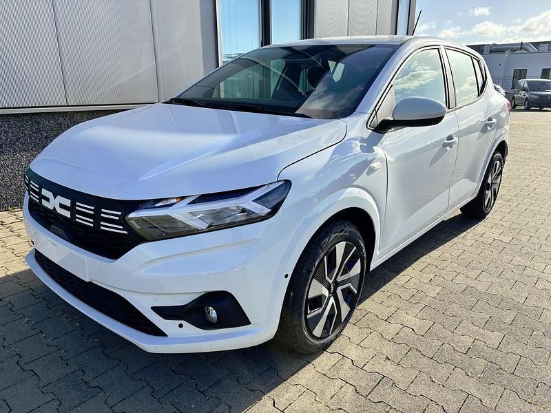 Unilackierung arktisweiß Neu 2025 Dacia Sandero Expression Kleinwagen | 16.539 € (Guter Preis) - Bild 1/4