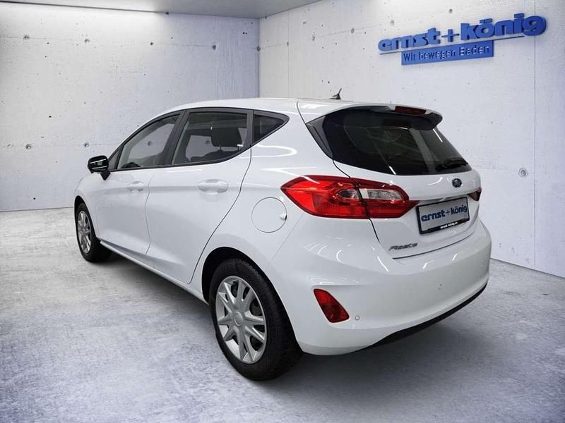 Gebraucht Ford Fiesta Trend 75 PS (55 kW) 2021 Weiß Kleinwagen