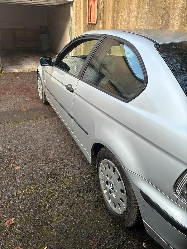 Gebraucht BMW 316 116 PS (85 kW) 2003 Grau Coupé