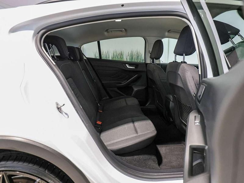 Usata Ford Focus Active 125 CV (91 kW) 2019 Bianco Berlina