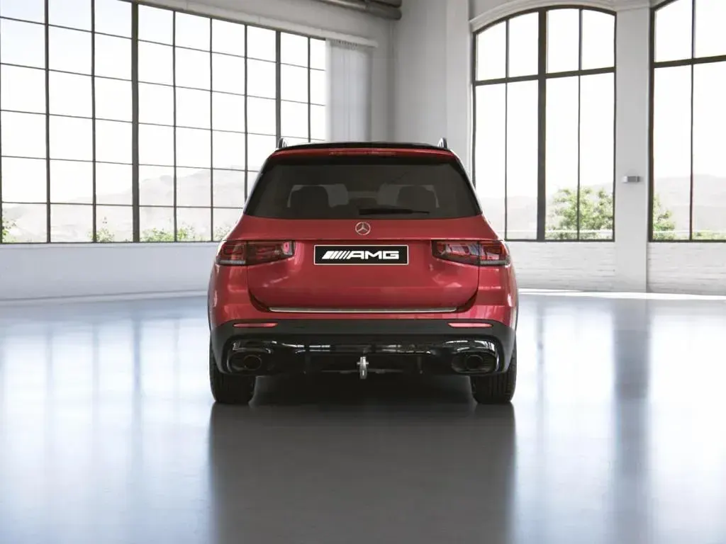 Second-hand Mercedes GLB35 AMG 306 CP (225 kW) 2021 Roșu SUV