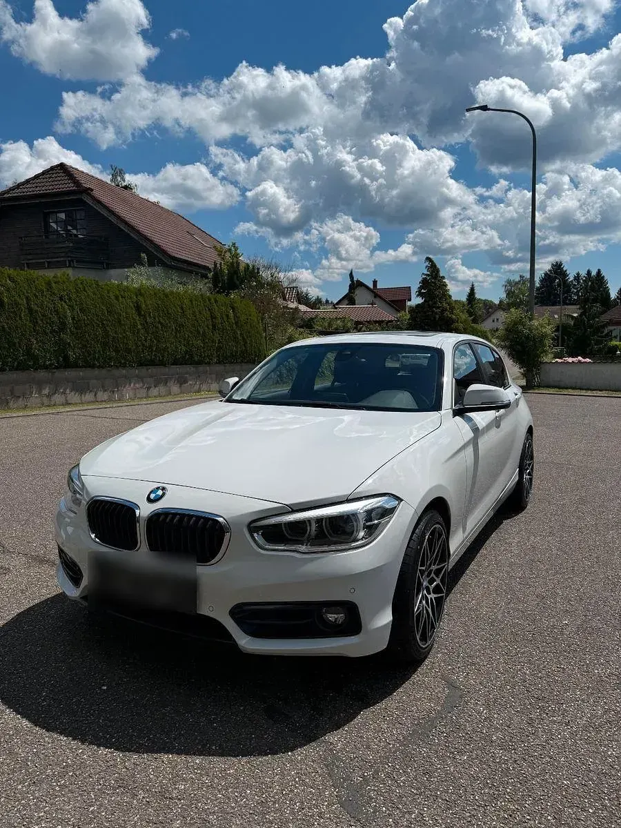 Gebraucht BMW 120 Sport Line 184 PS (135 kW) 2018 Weiß Kleinwagen
