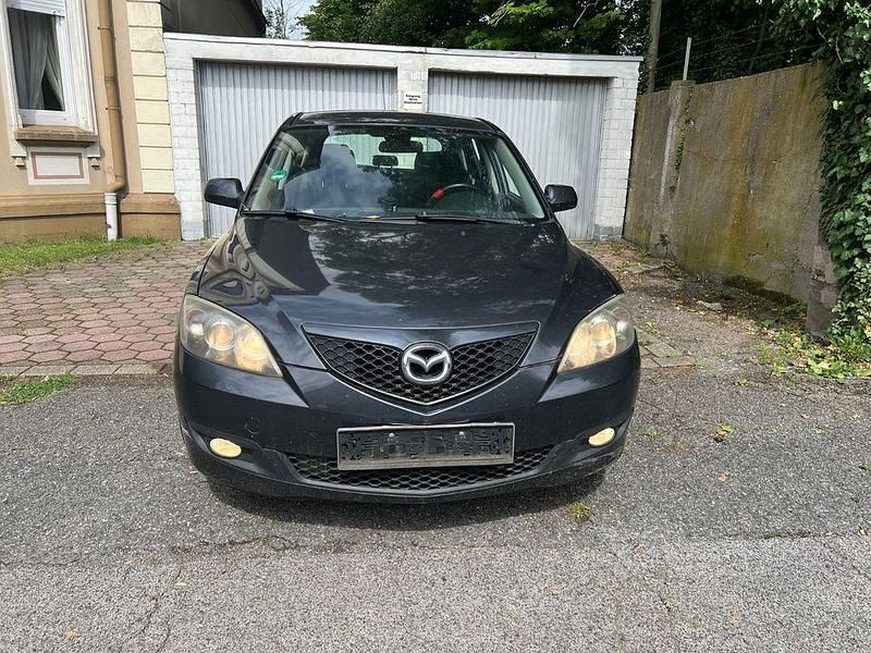 Grau Gebraucht 2008 Mazda 3 Limousine | 899 € (Superpreis) - Bild 1/4