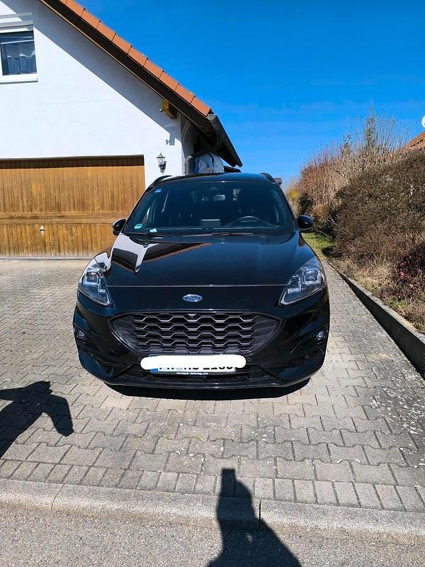 Gebraucht Ford Kuga ST-Line X 224 PS (164 kW) 2021 Schwarz SUV