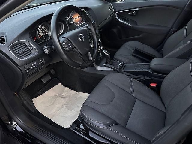Gebraucht Volvo V40 CC 152 PS (111 kW) 2017 Schwarz Kombi