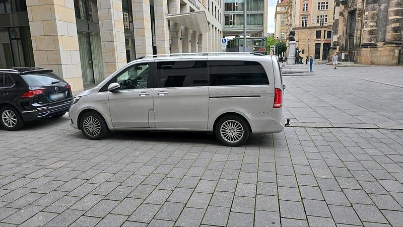 Usata Mercedes V250 2017 Argento Monovolume