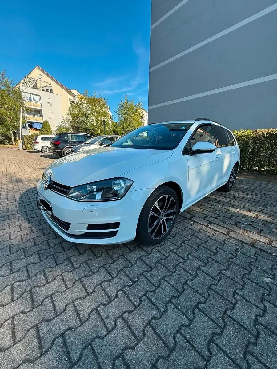 Gebraucht VW Golf VII 116 PS (85 kW) 2017 Weiß Kombi