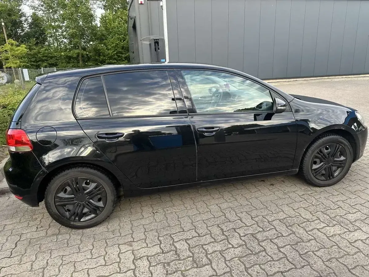 Gebraucht VW Golf VI Highline 122 PS (89 kW) 2009 Schwarz Kleinwagen