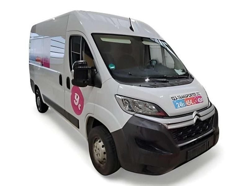 Second-hand Citroën Jumper 140 CP (102 kW) 2024 Alb Monovolum