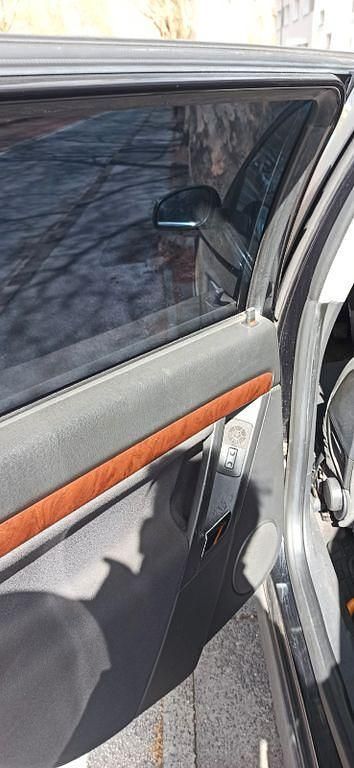 Gebraucht Opel Vectra Elegance 155 PS (114 kW) 2004 Schwarz Kombi