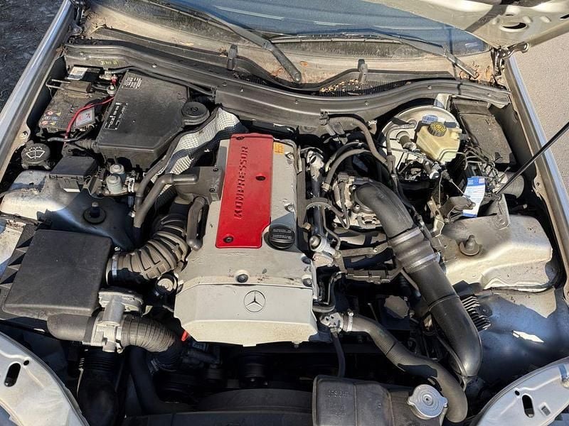 Gebraucht Mercedes SLK230 197 PS (144 kW) 2000 Silber Cabrio