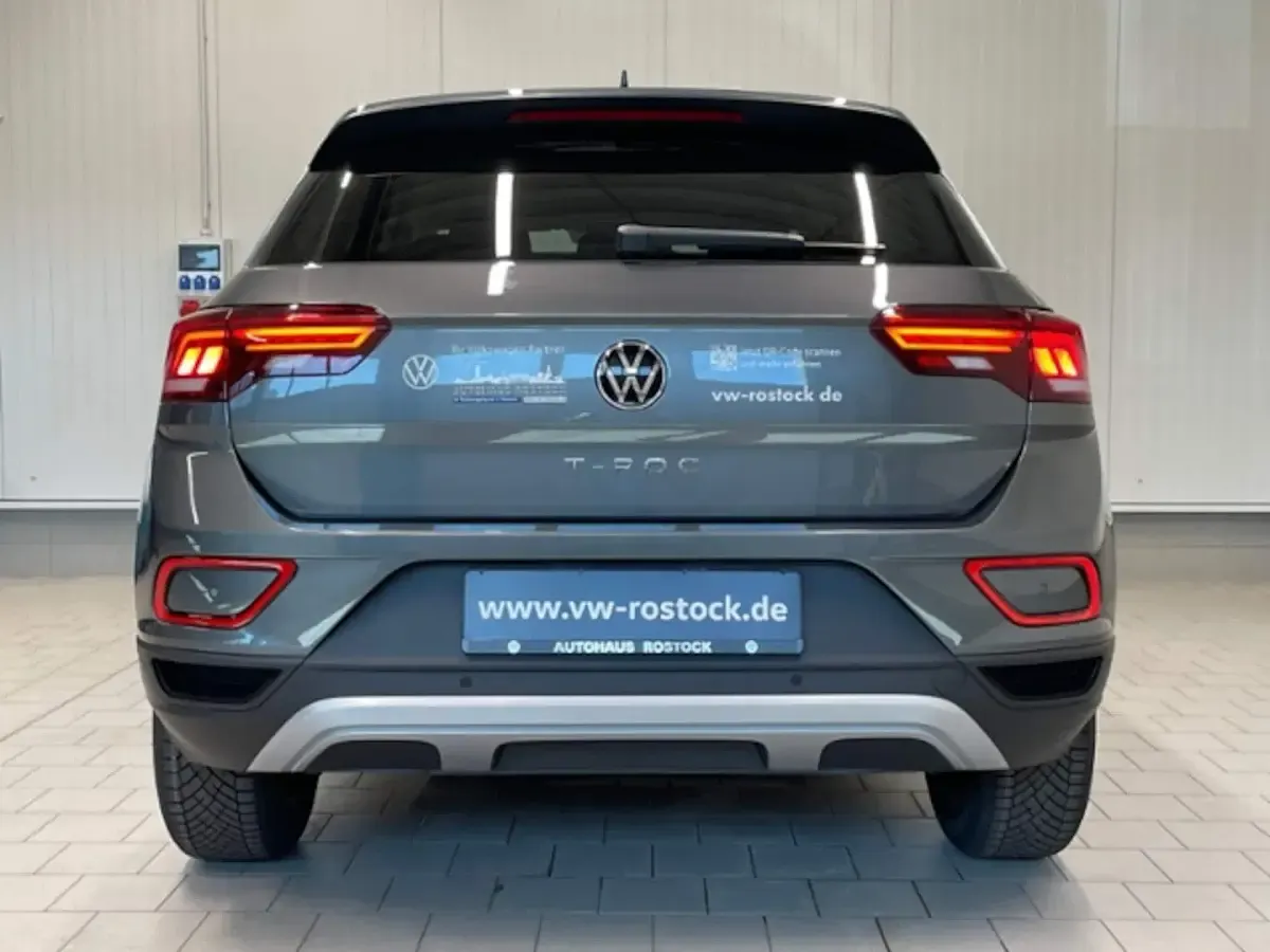 Gebraucht VW T-Roc Goal 150 PS (110 kW) 2025 Grau SUV