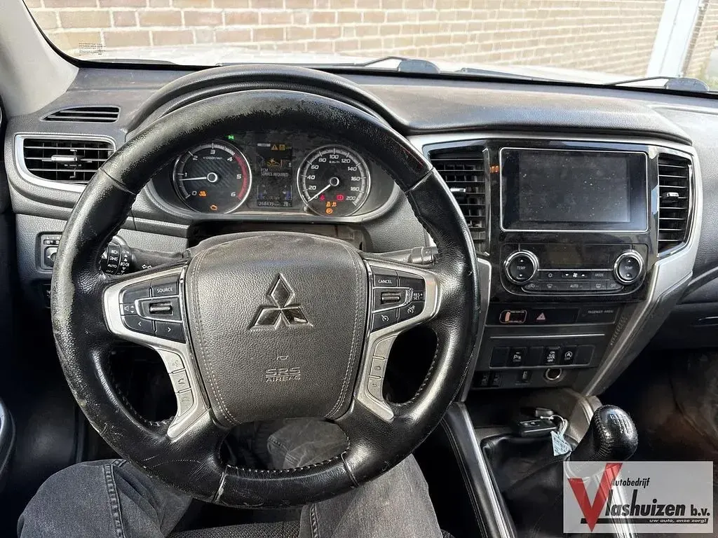 Gebraucht Mitsubishi L200 Invite 154 PS (113 kW) 2021 Pickup