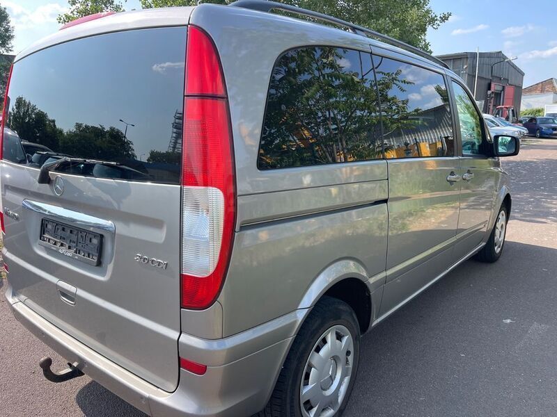 Gebraucht Mercedes Viano Edition 204 PS (150 kW) 2010 Silber Van / Kleinbus