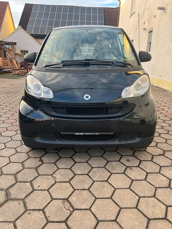 Schwarz Gebraucht 2010 Smart ForTwo Coupé Coupé | 4.950 € (Fairer Preis) - Bild 1/4