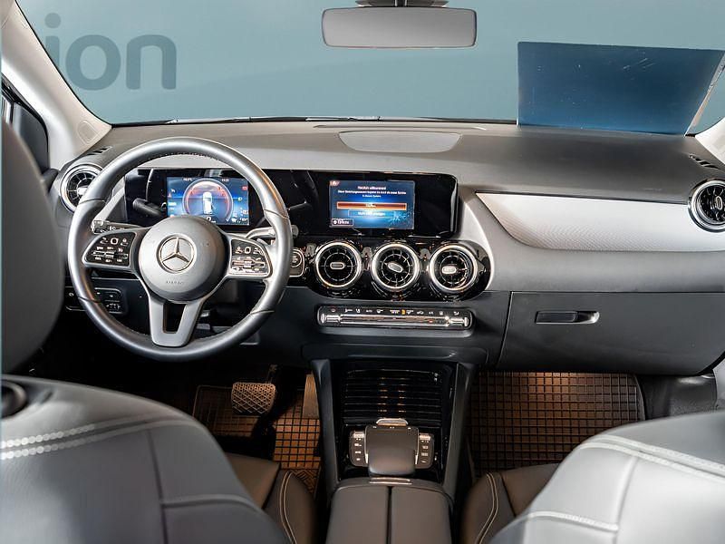 Gebraucht Mercedes B250e 218 PS (160 kW) 2021 Schwarz Van / Kleinbus