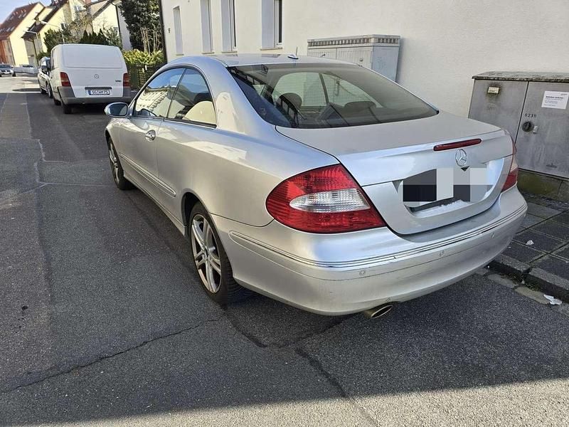 Gebraucht Mercedes CLK280 Elegance 231 PS (169 kW) 2007 Coupé