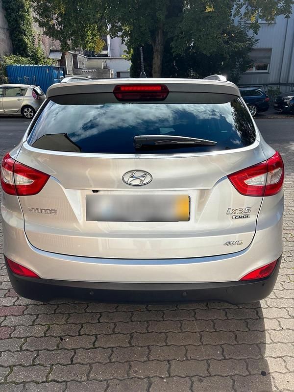 Gebraucht Hyundai ix35 184 PS (135 kW) 2015 Silber SUV