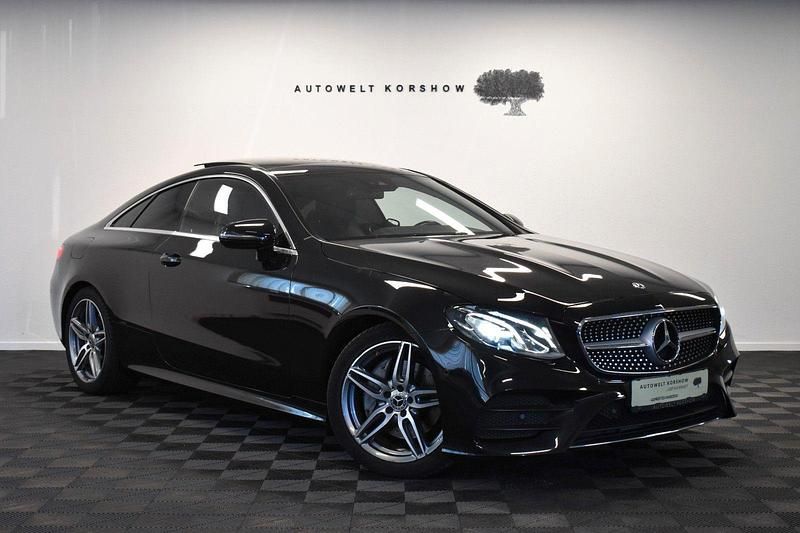 Schwarz Gebraucht 2017 Mercedes E200 AMG line Coupé | 31.700 € (Etwas zu teuer) - Bild 1/3