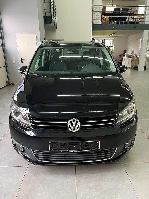 Gebraucht VW Touran Highline 140 PS (102 kW) 2010 Schwarz Van / Kleinbus