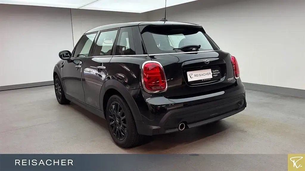 Gebraucht Mini Cooper Classic 136 PS (100 kW) 2023 Schwarz Kleinwagen