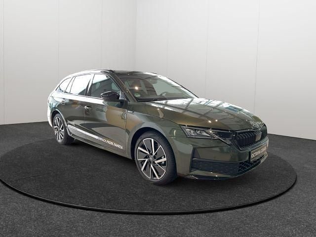 Gebraucht Skoda Octavia SportLine 150 PS (110 kW) 2025 Khakigrün metallic Kombi