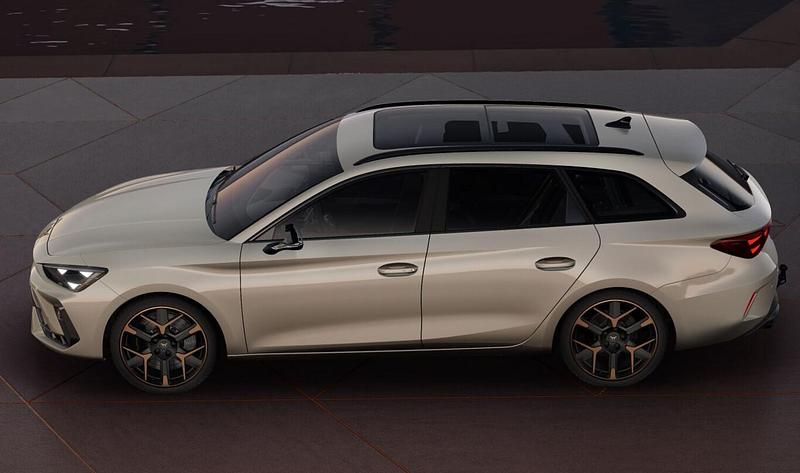 Gebraucht Cupra Leon VZ 333 PS (244 kW) 2024 Blau Kombi