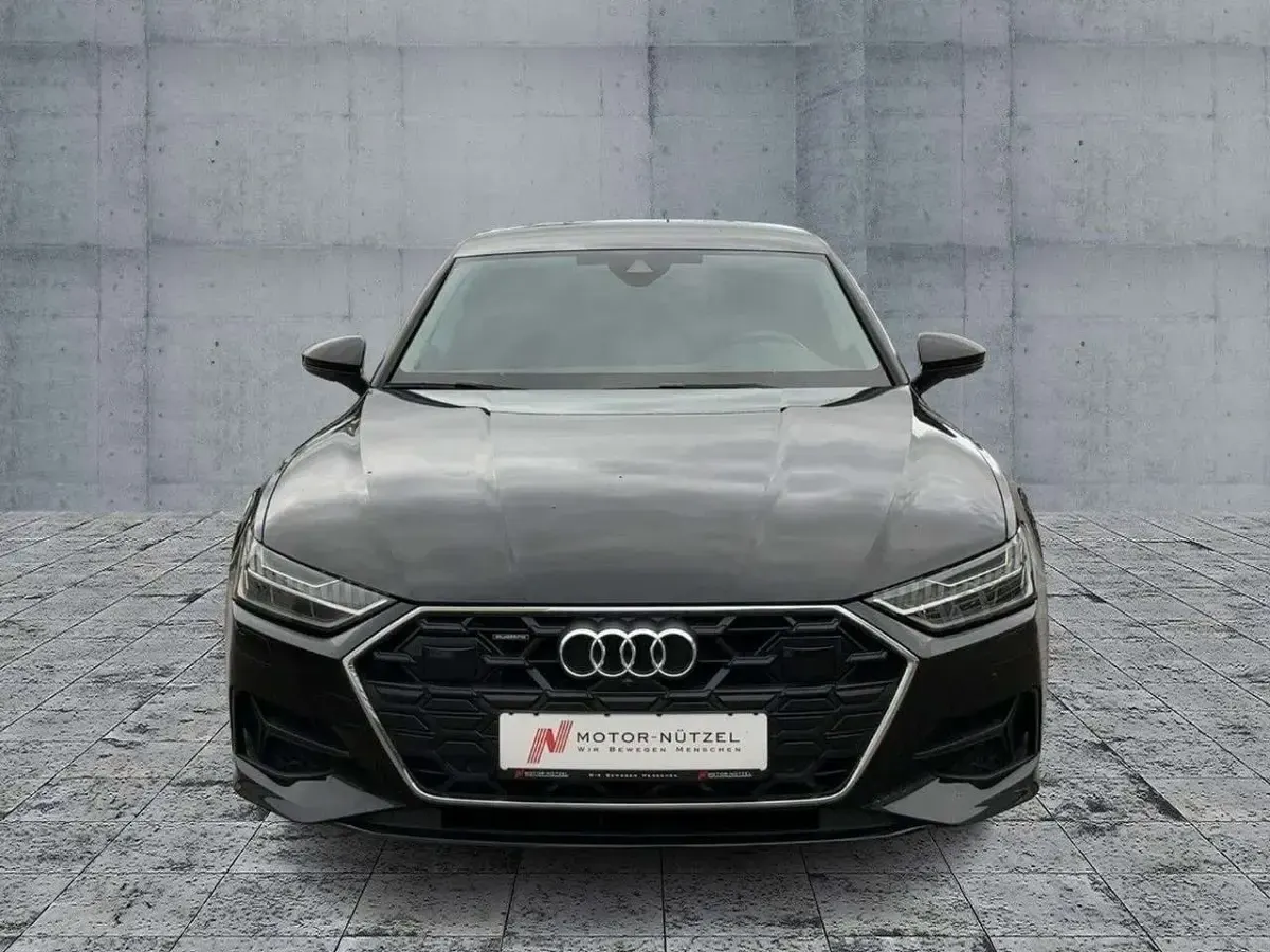Gebraucht Audi A7 204 PS (150 kW) 2023 Mythosschwarz metallic Limousine