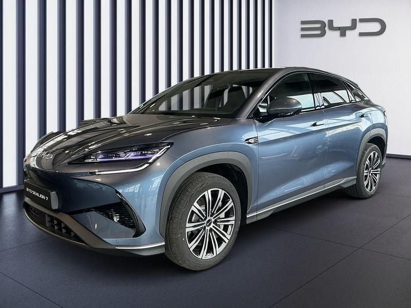 Neu BYD Sealion 7 Comfort 230 kW (313 PS) 2026 Grau SUV