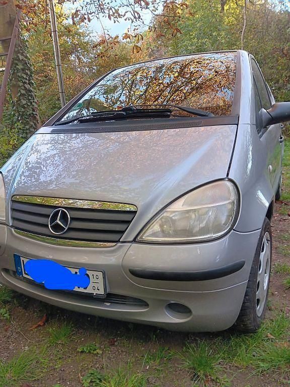 Gebraucht Mercedes A160 Classic 102 PS (75 kW) 2000 Silber Van / Kleinbus