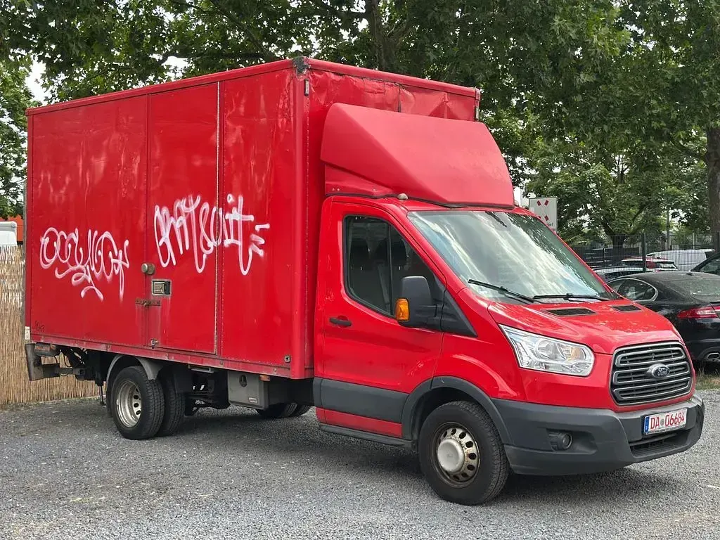 Gebraucht Ford Transit 131 PS (96 kW) 2017 Rot Van