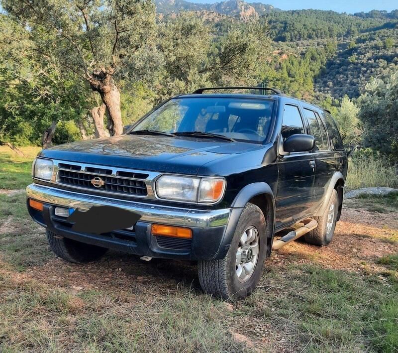 Schwarz Gebraucht 1997 Nissan Pathfinder SUV | 4.550 € - Bild 1/4