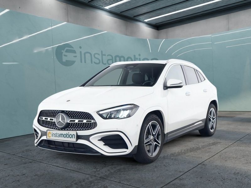 Weiß Gebraucht 2024 Mercedes GLA220 Advanced SUV | 47.860 € (Teuer) - Bild 1/3