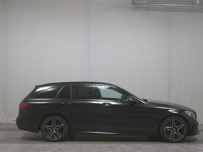 Schwarz Gebraucht 2019 Mercedes C220 AMG line Kombi | 20.980 € (Fairer Preis) - Bild 1/4