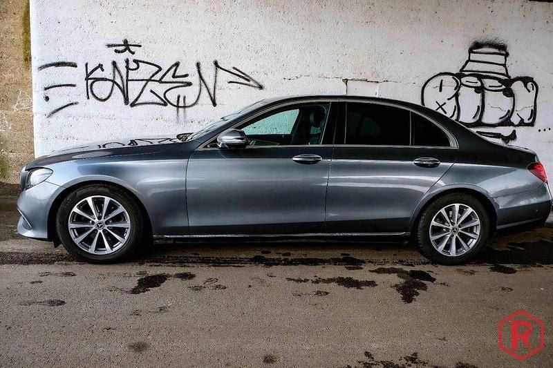 Gebraucht Mercedes E200 Exclusive 160 PS (117 kW) 2019 Grau Limousine