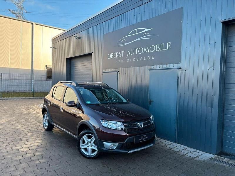 Braun Gebraucht 2016 Dacia Sandero Stepway Limousine | 9.550 € (Fairer Preis) - Bild 1/4